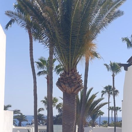 Blue Ocean Apartment Costa Teguise Exterior foto